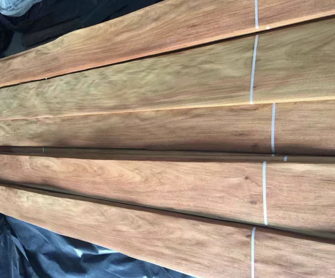 Buy 0.5m-2m / 2cm-2.44m / 2.45m-3.6m Length Burma padauk Natural Wood Veneer online manufacture