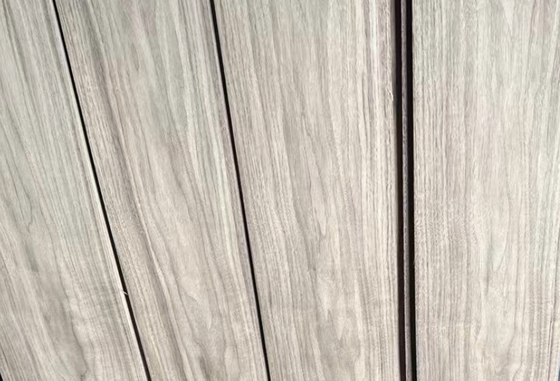 Buy 0.5m-2m / 2cm-2.44m / 2.45m-3.6m Wood Veneer Walnut Natural Walnut Veneer For Home Decoration online manufacture