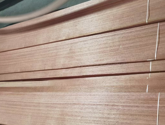 Flat Cut /Quarter Slicing Natural Wood Veneer in Spanish Cedar for High-Performance