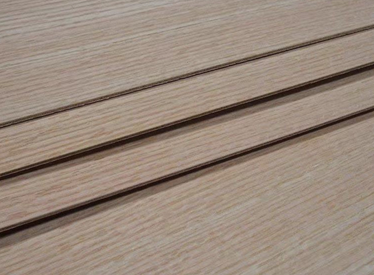 Straight Grain Red Oak Wood Veneer Sheets Decorative Panel